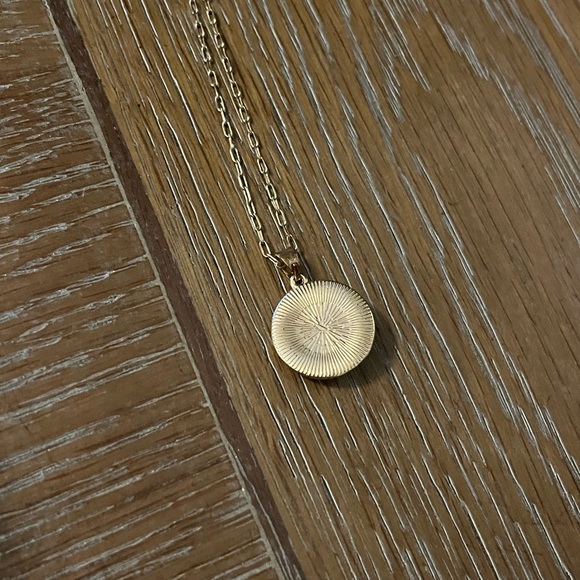 Necklace - Picture 3 of 3
